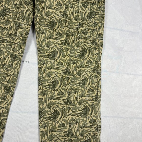True Religion Camo Cargo Pants Mens Green Swirl Camo Utility Work Size 36 - Picture 6 of 16